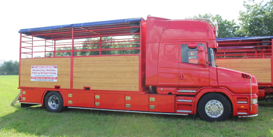 Scania 144