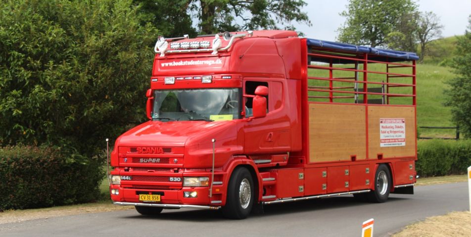 Scania 144